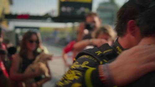 Formula_1_Drive_to_Survive_S07E06_1080p_HEVC_x265-MeGusta5BEZTVx_to5D_001535.jpg
